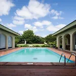 Casa Dos Arcos - & Pool Homestay *