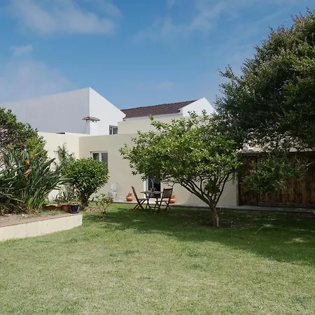 Casa Dos Arcos - & Pool Δωμάτια σε οικογενειακή κατοικία Πόντα Ντελγκάντα